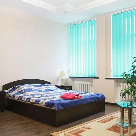 Kyivstay Sagaydachnogo Apartment Екстериор снимка